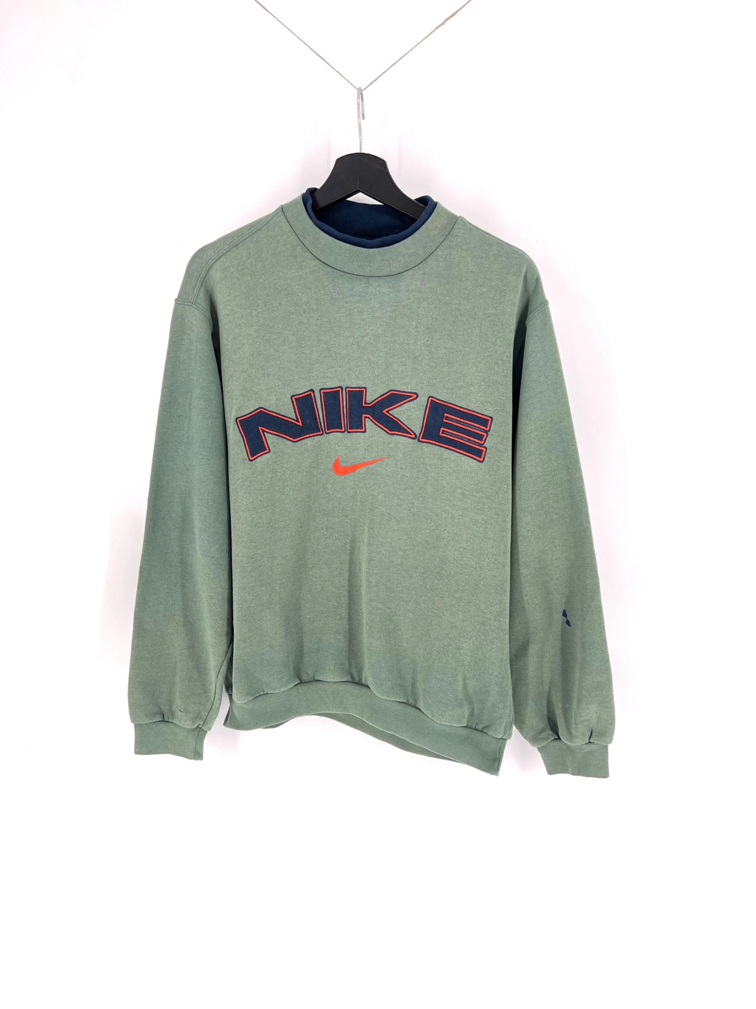 Vintage Nike Sweatshirt - S